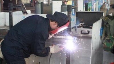 焊接凈化器,焊接煙氣凈化器,執(zhí)信環(huán)保實(shí)力廠(chǎng)家。